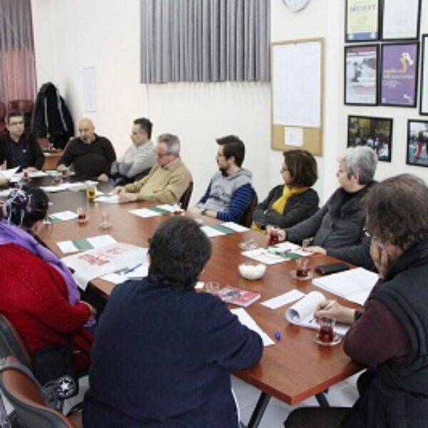 Milletvekili adayları mahalle meclislerinde