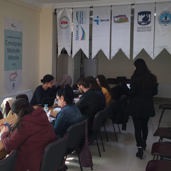 Mahalle Meclisi’nde Kurslar Sürüyor