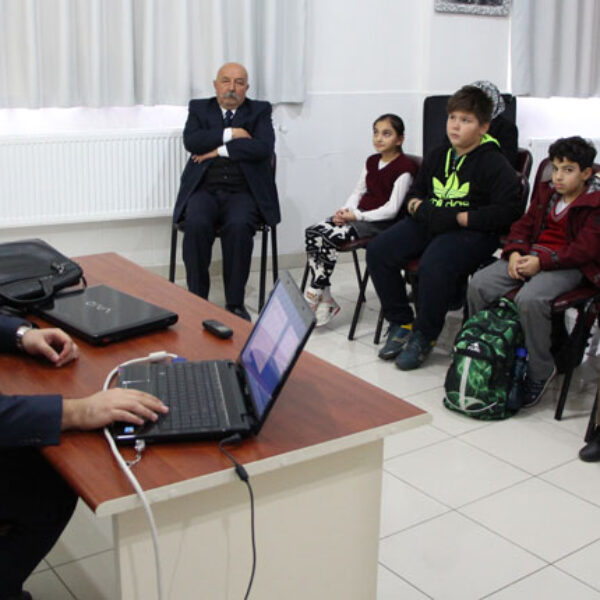 “Evrensel olan insan haklarının kendisidir”