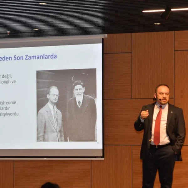 Prof. Dr. Oğuz Ergin: “Yapay Zeka Gerçek”